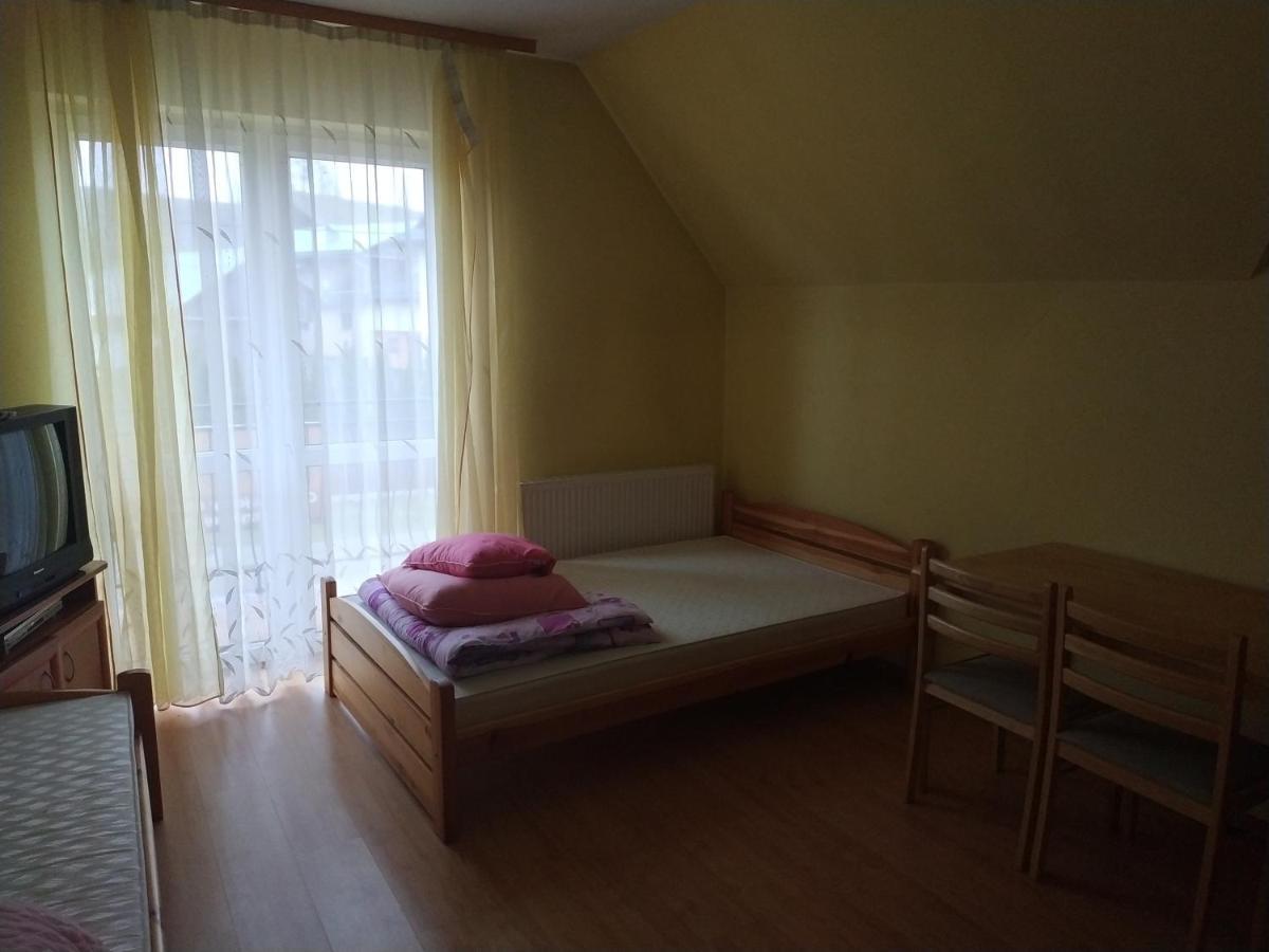Pokoje u Bryksego Hotel Dursztyn Zewnętrze zdjęcie